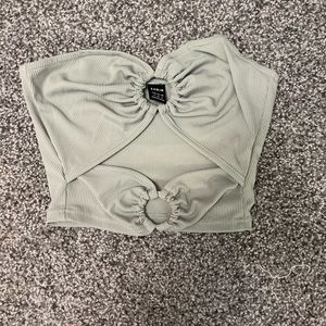 Strapless top